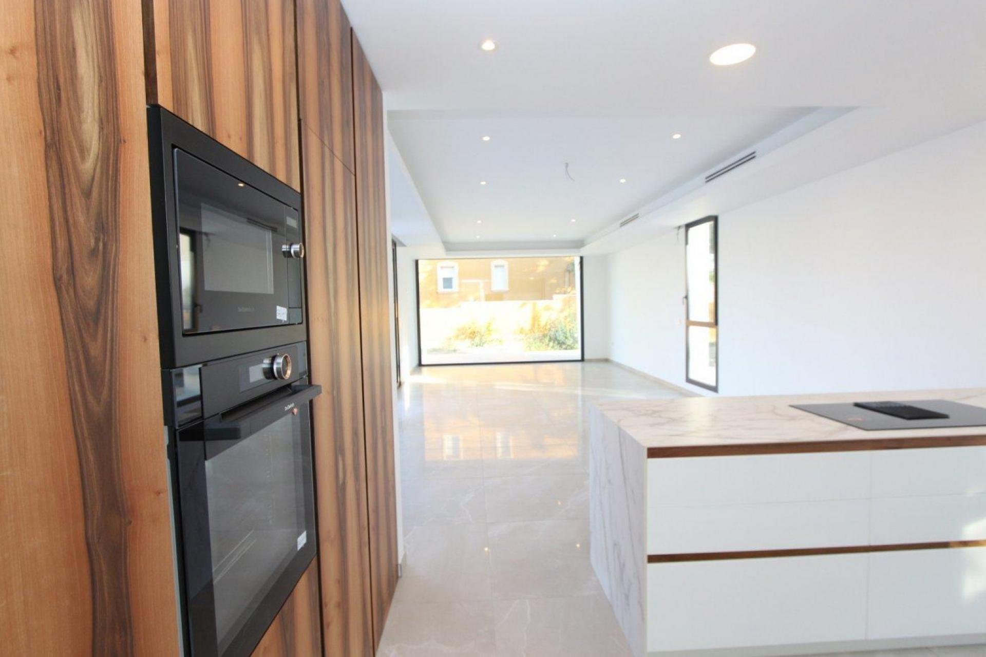 4 bedroom Villa in Calpe - New build in Medvilla Spanje