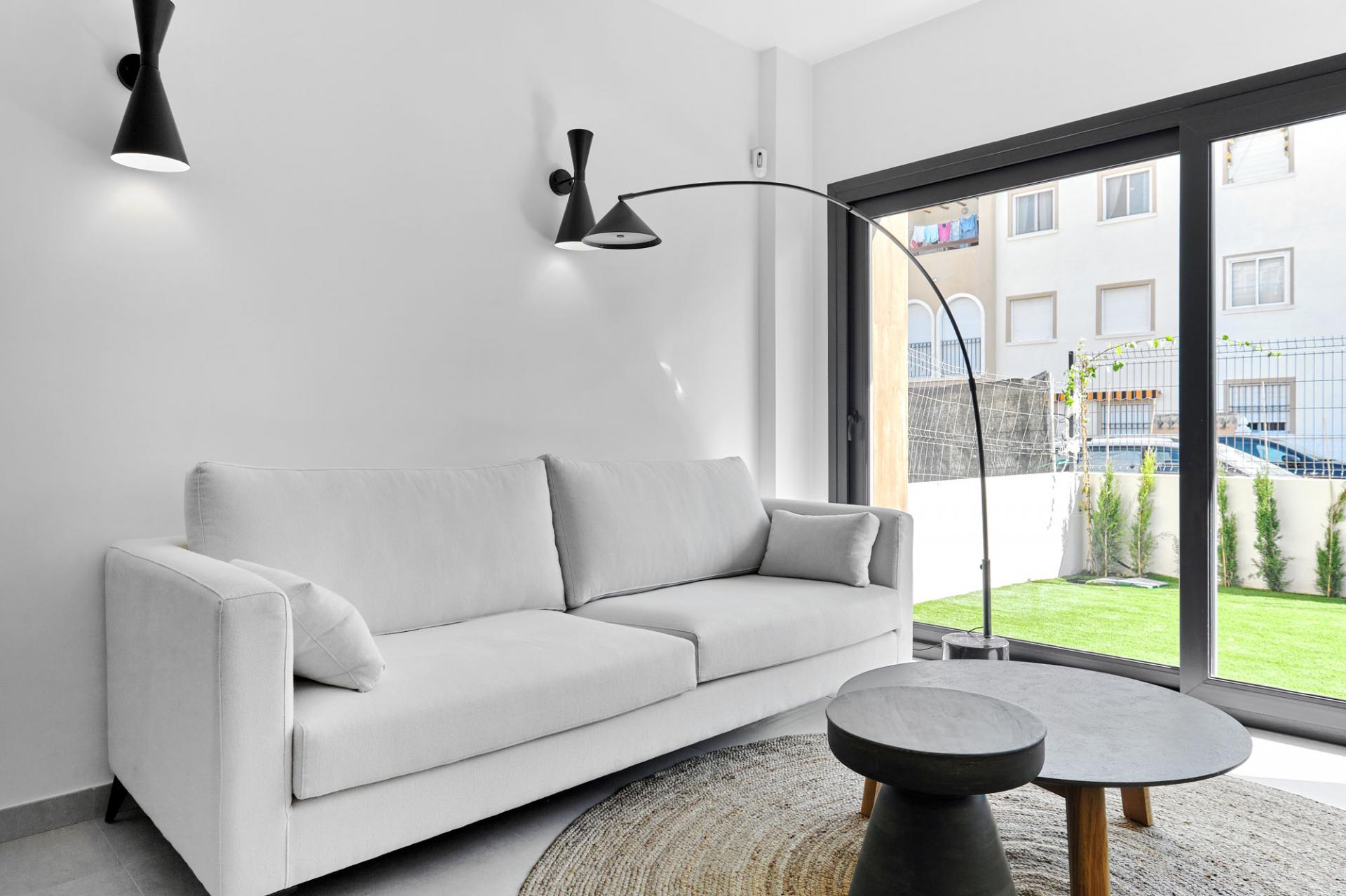 2 bedroom Apartments - solarium in Torrevieja - New build in Medvilla Spanje