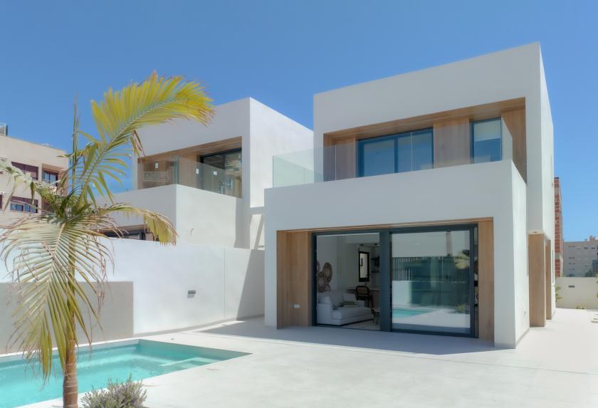 Beautiful villa 350 m from the beach in Águilas in Medvilla Spanje