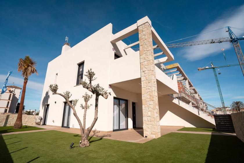 2 bedroom Apartments - solarium in Punta Prima - Orihuela Costa in Medvilla Spanje