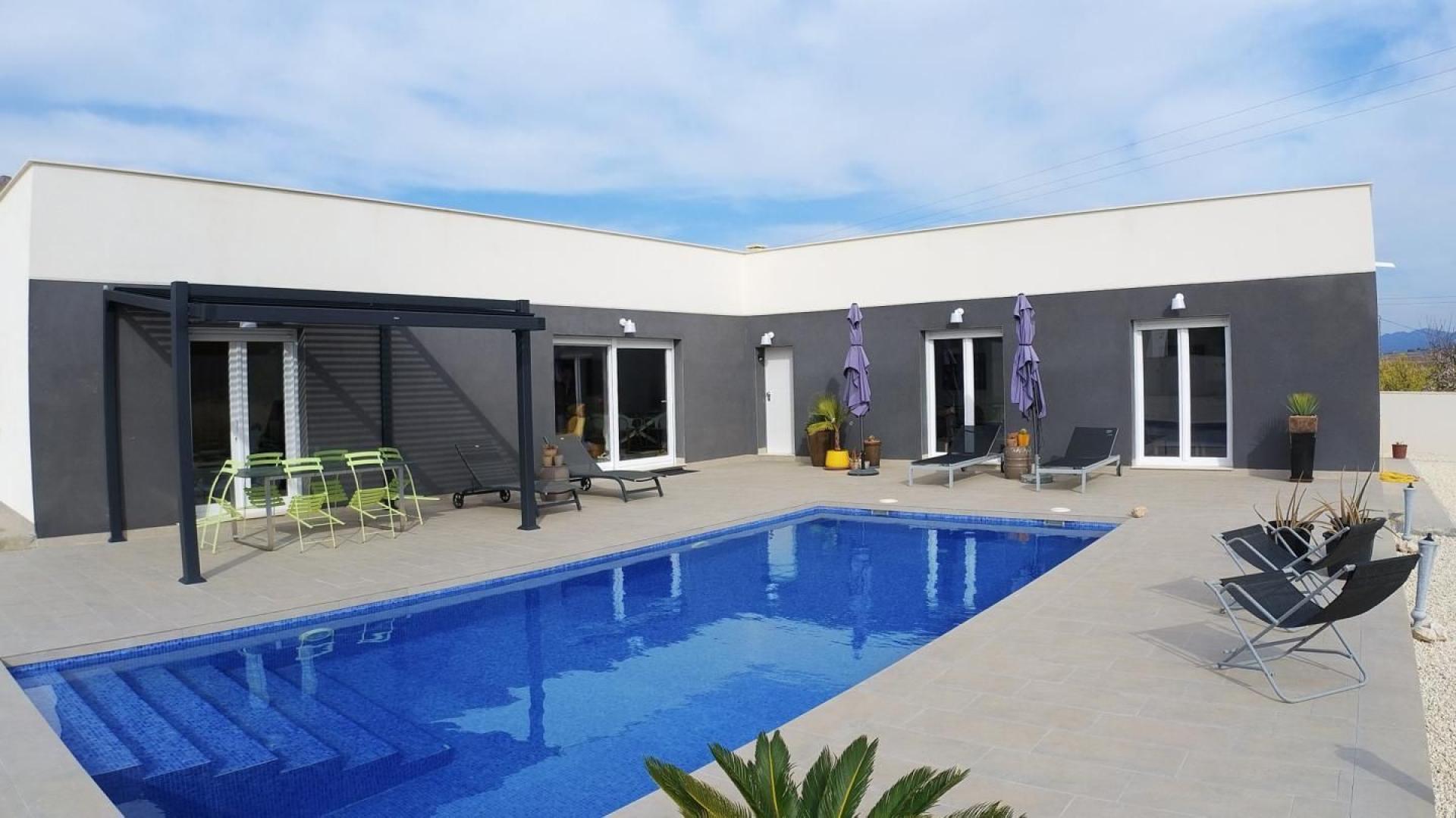 Superb new villa in Macisvenda in Medvilla Spanje