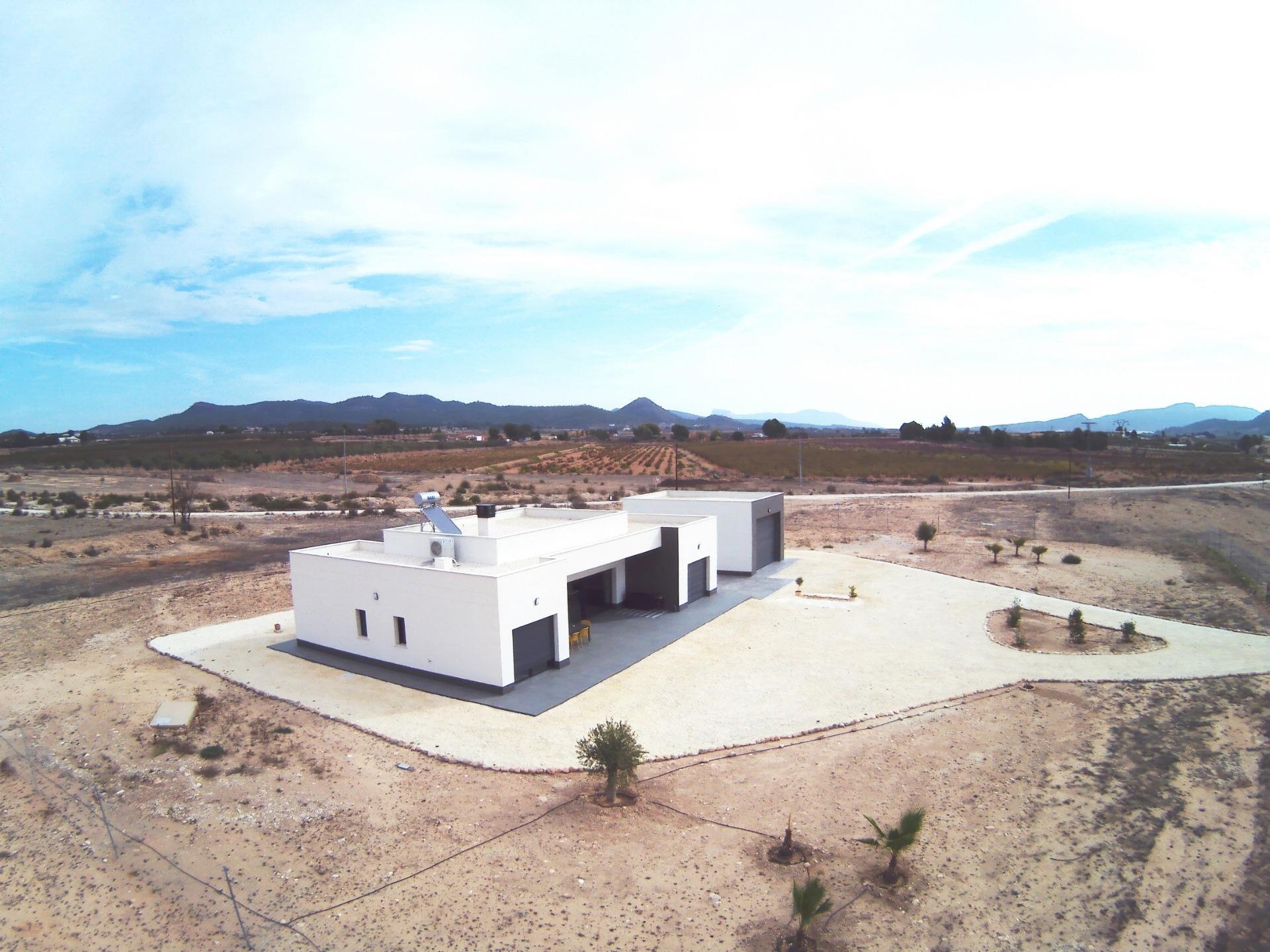 Modern New Build Villa near Pinoso, Alicante in Medvilla Spanje